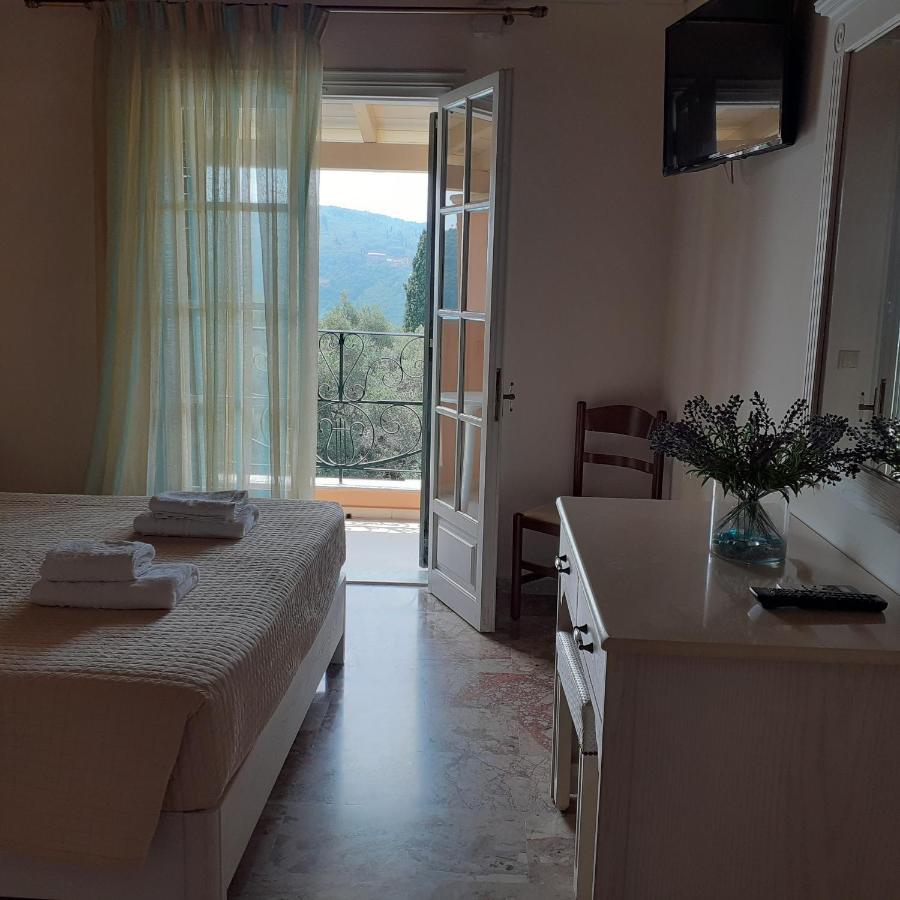 Royalrose Apartment *